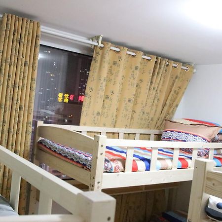 Yantai Music Theme Youth Hostel ภายนอก รูปภาพ