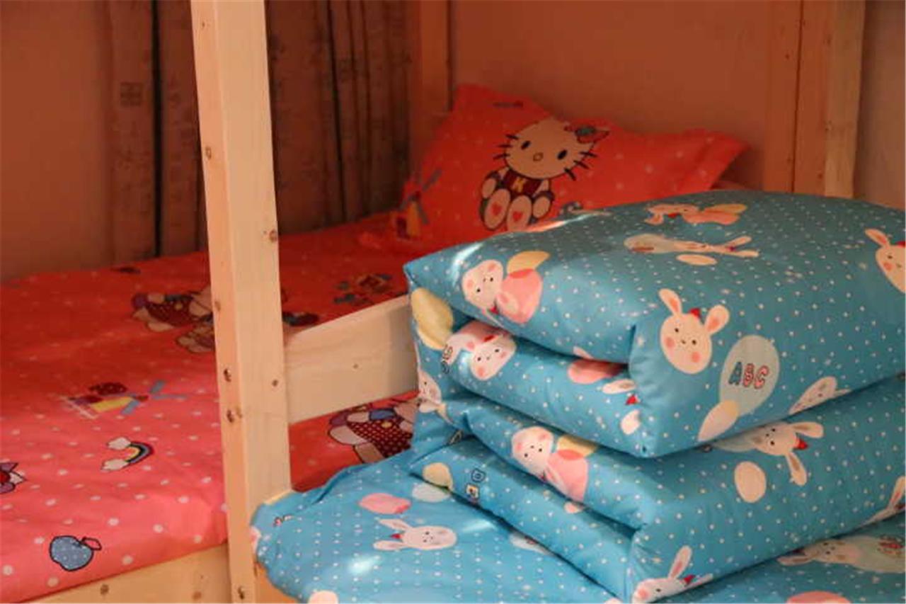 Yantai Music Theme Youth Hostel ภายนอก รูปภาพ